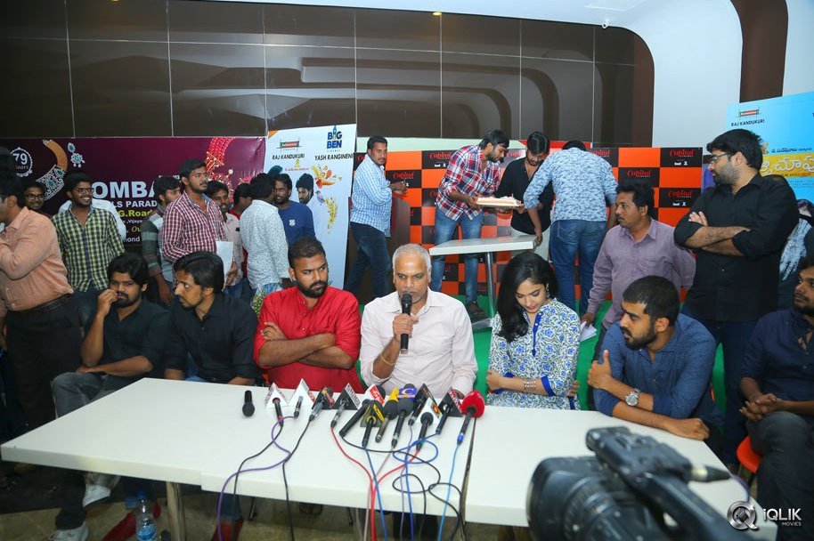 Pelli-Choopulu-Movie-Special-Premiere-Show-In-Vijayawada